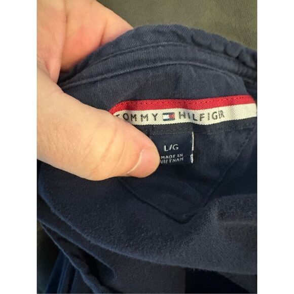 Tommy Hilfiger Y2K Navy Blue Track T-Shirt. Size Medium - Picture 2 of 7